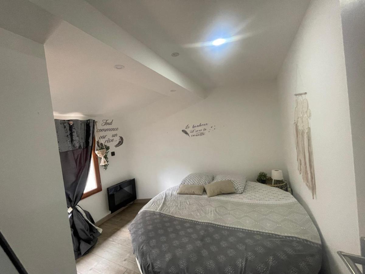 Love'Room Trèbes Εξωτερικό φωτογραφία
